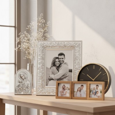 cornici,orologi, portafoto e capezzali